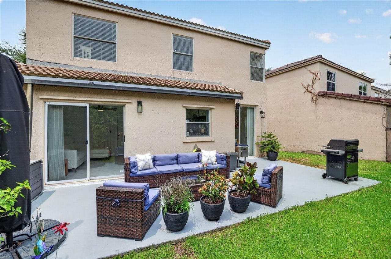 10870 NW 12th Drive, Plantation, FL 33322 Photo
