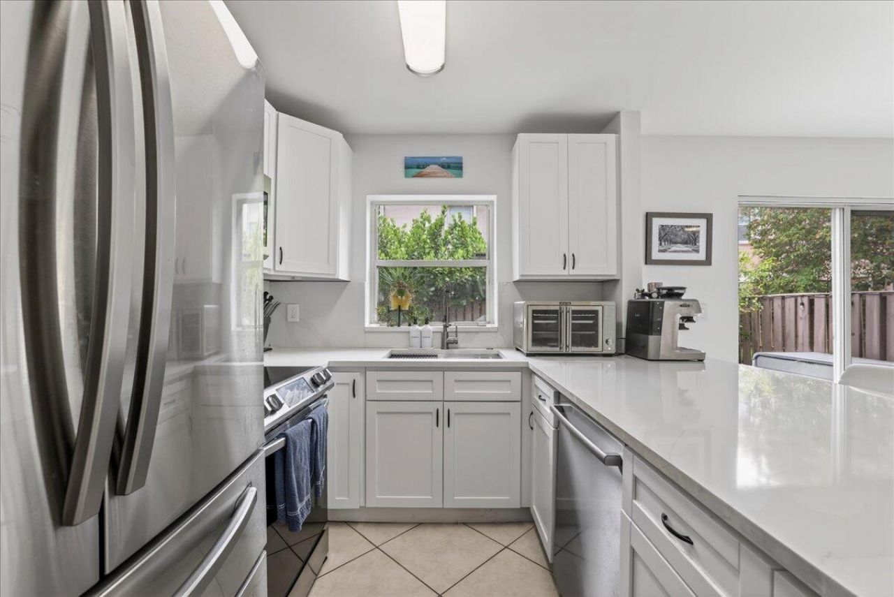 10870 NW 12th Drive, Plantation, FL 33322 Photo