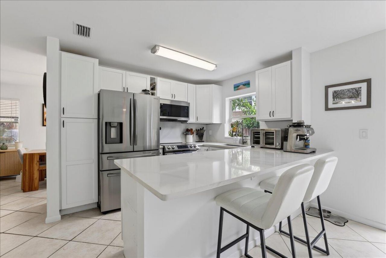 10870 NW 12th Drive, Plantation, FL 33322 Photo