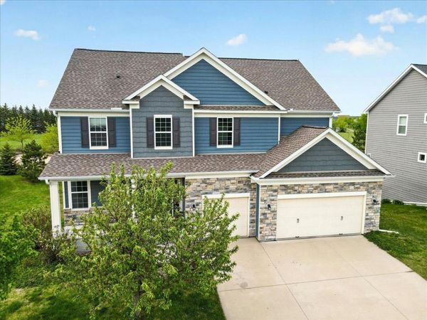 18190 72nd Place N, Maple Grove, MN 55311