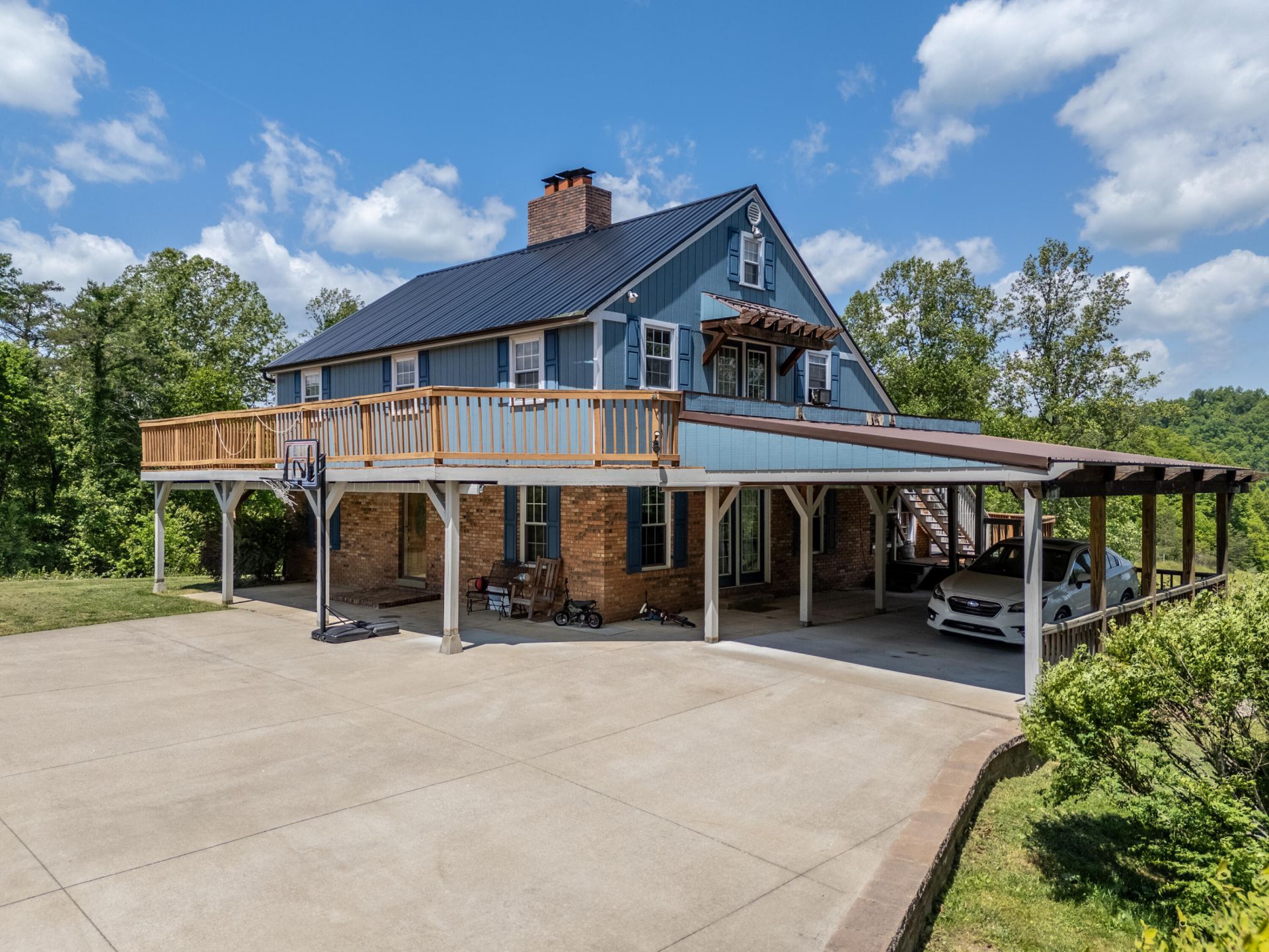 3414 Liberty Road, West Liberty, KY 41472