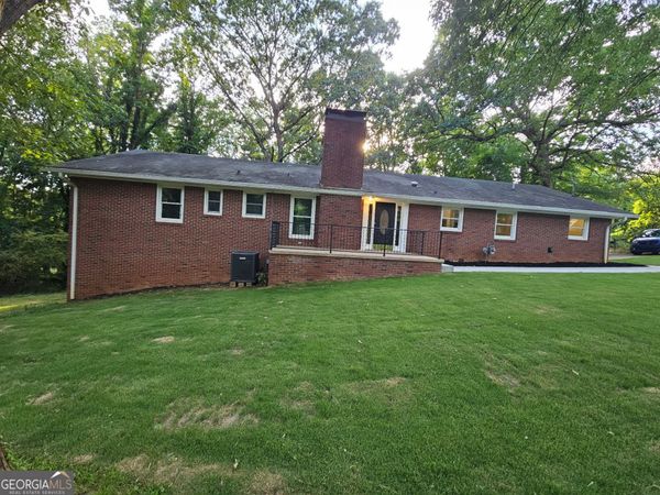 3248 Hilltop Circle, Gainesville, GA 30506