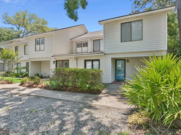 809 Mallery Street, Unit D, Saint Simons Island, GA 31522