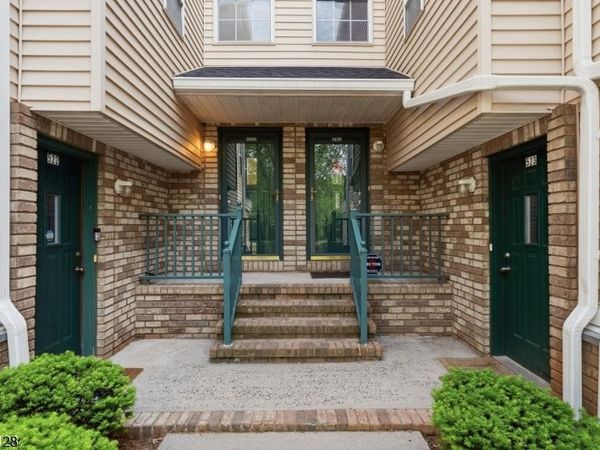 502 Rhoads Dr, Montgomery, NJ 08502