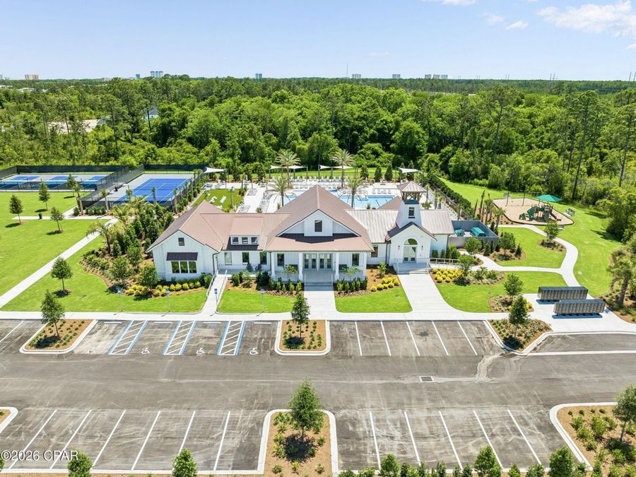 Property Image 100