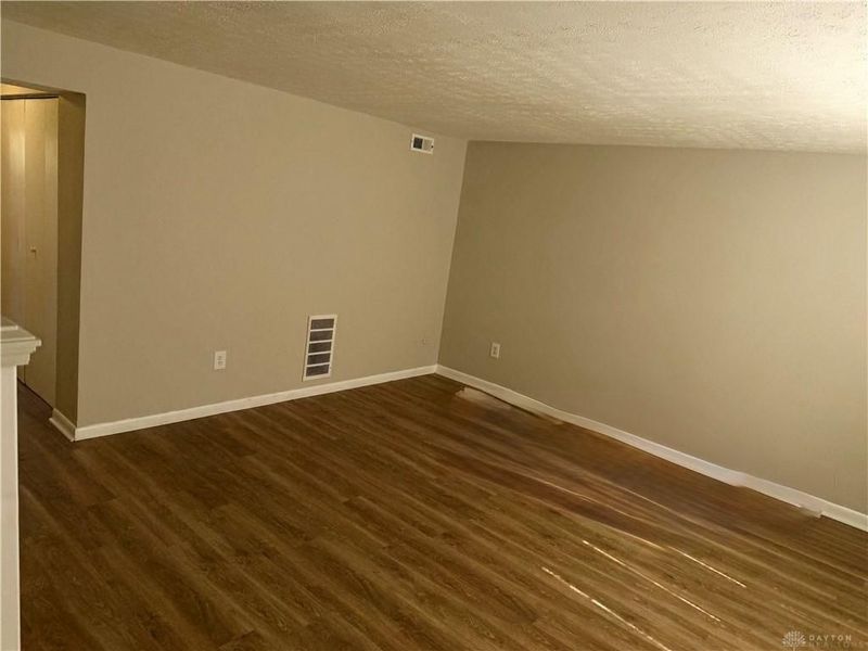 815 Clareridge Lane, Washington Township, OH 45458 Photo 12