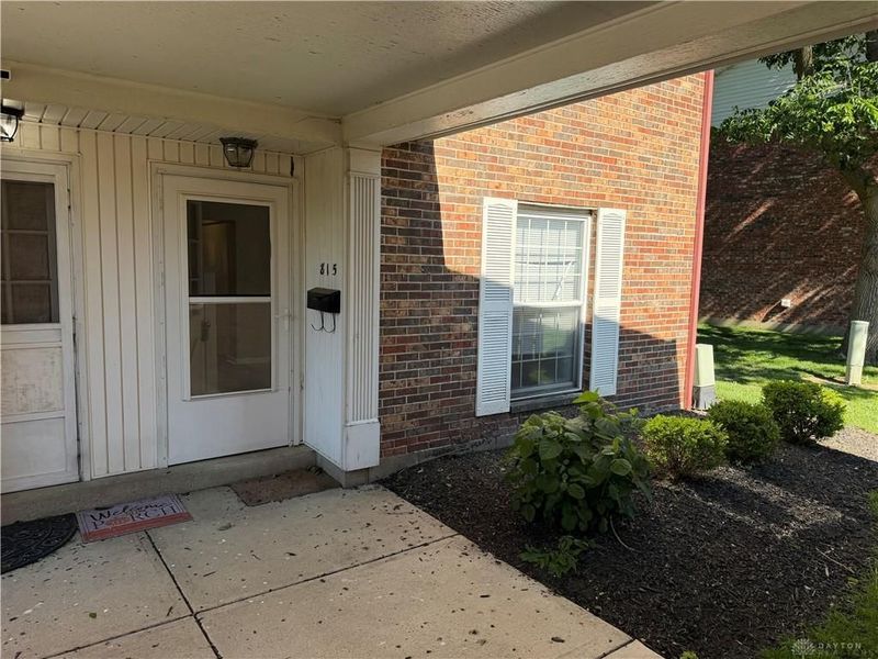 815 Clareridge Lane, Washington Township, OH 45458 Photo 4