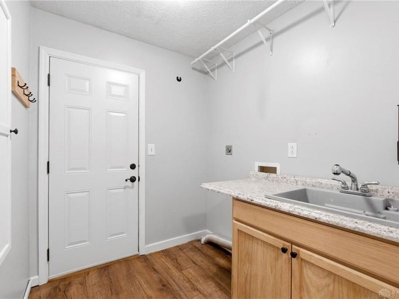 104 W Ellis Drive, Waynesville, OH 45068 Photo 20