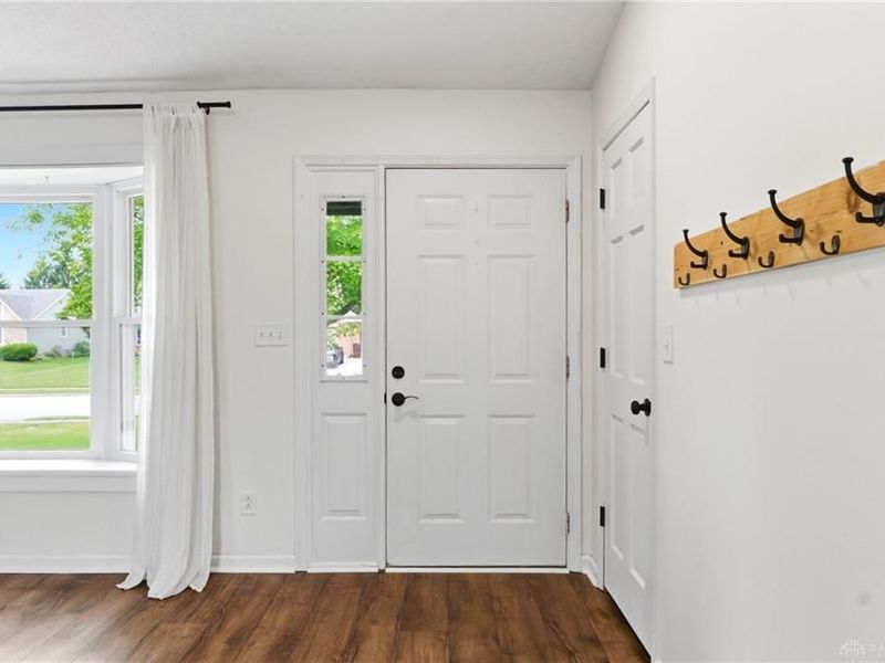 104 W Ellis Drive, Waynesville, OH 45068 Photo 5