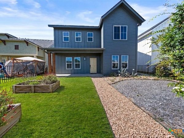 418 Stagecoach Trail, San Marcos, TX 78666