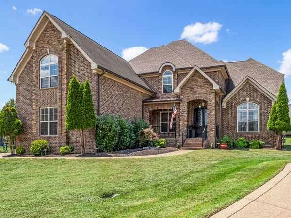 120 Fraser Pl , Hendersonville, TN 37075