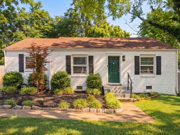 2809 Surrey Rd, Nashville, TN 37214