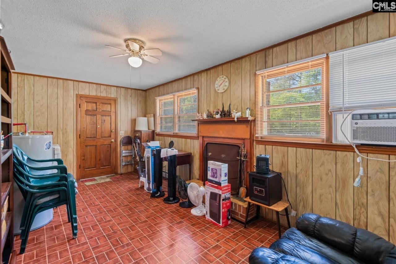711 Saint Paul Road Photo 27