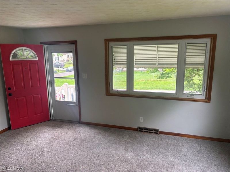 2265 S Hawkins Avenue , Akron, OH 44314 Photo 11