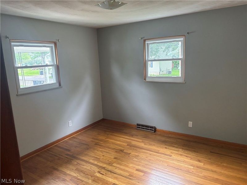 2265 S Hawkins Avenue , Akron, OH 44314 Photo 13