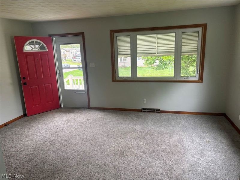 2265 S Hawkins Avenue , Akron, OH 44314 Photo 20