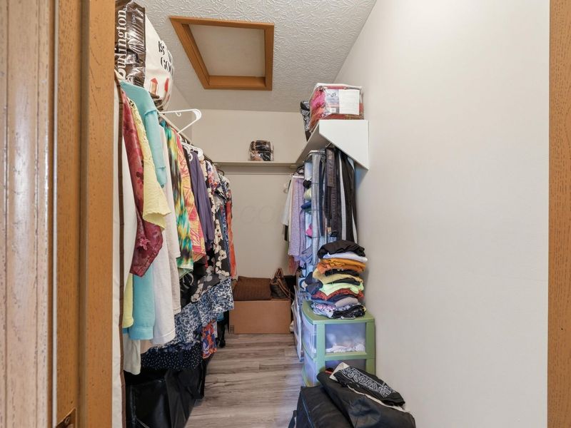 5885 Beechcroft Road , Unit 302, Columbus, OH 43229 Photo 13