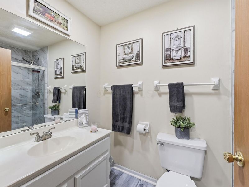 5885 Beechcroft Road , Unit 302, Columbus, OH 43229 Photo 14