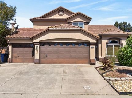 8758 Freesia Dr, Elk Grove, CA 95624 Photo