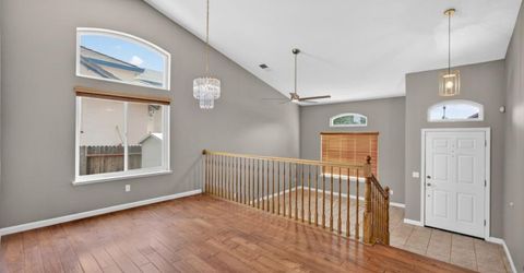 8758 Freesia Dr, Elk Grove, CA 95624 Photo