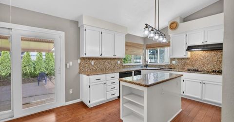 8758 Freesia Dr, Elk Grove, CA 95624 Photo