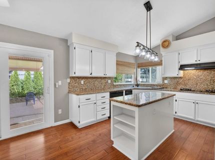 8758 Freesia Dr, Elk Grove, CA 95624 Photo