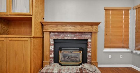 8758 Freesia Dr, Elk Grove, CA 95624 Photo