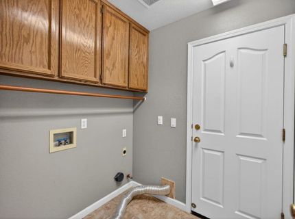 8758 Freesia Dr, Elk Grove, CA 95624 Photo