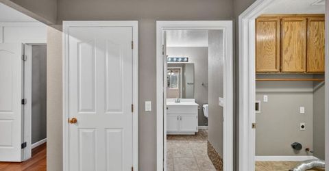 8758 Freesia Dr, Elk Grove, CA 95624 Photo