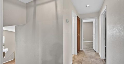 8758 Freesia Dr, Elk Grove, CA 95624 Photo
