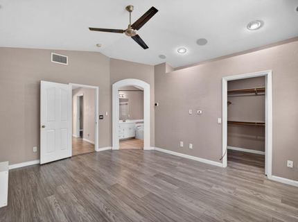 8758 Freesia Dr, Elk Grove, CA 95624 Photo