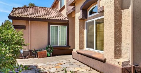 8758 Freesia Dr, Elk Grove, CA 95624 Photo