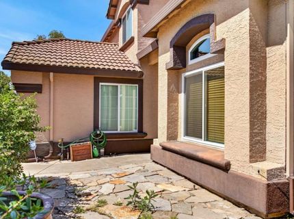 8758 Freesia Dr, Elk Grove, CA 95624 Photo