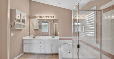 8758 Freesia Dr, Elk Grove, CA 95624 Photo