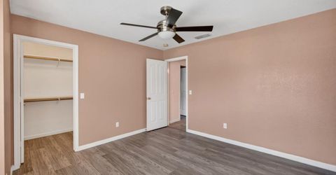 8758 Freesia Dr, Elk Grove, CA 95624 Photo