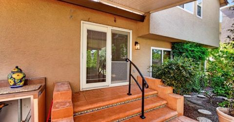 8758 Freesia Dr, Elk Grove, CA 95624 Photo