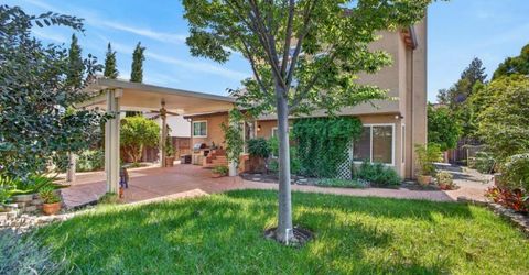 8758 Freesia Dr, Elk Grove, CA 95624 Photo