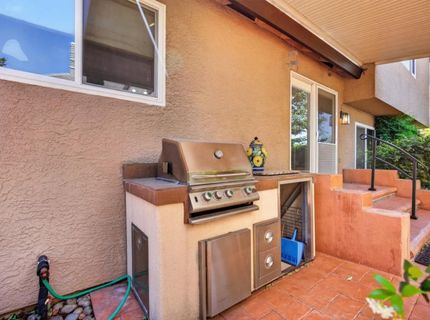 8758 Freesia Dr, Elk Grove, CA 95624 Photo
