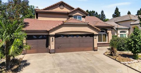 8758 Freesia Dr, Elk Grove, CA 95624 Photo