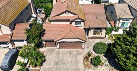 8758 Freesia Dr, Elk Grove, CA 95624 Photo