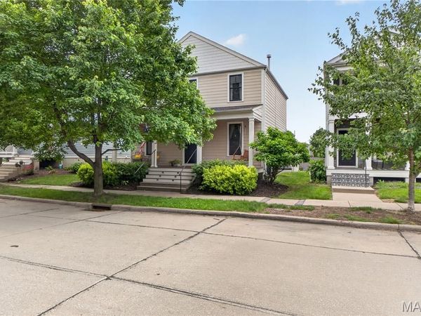 3513 Barter Street , St Charles, MO 63301