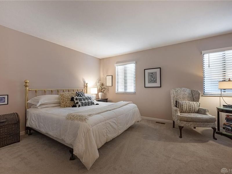 789 Hidden Circle, Washington Township, OH 45458 Photo 9