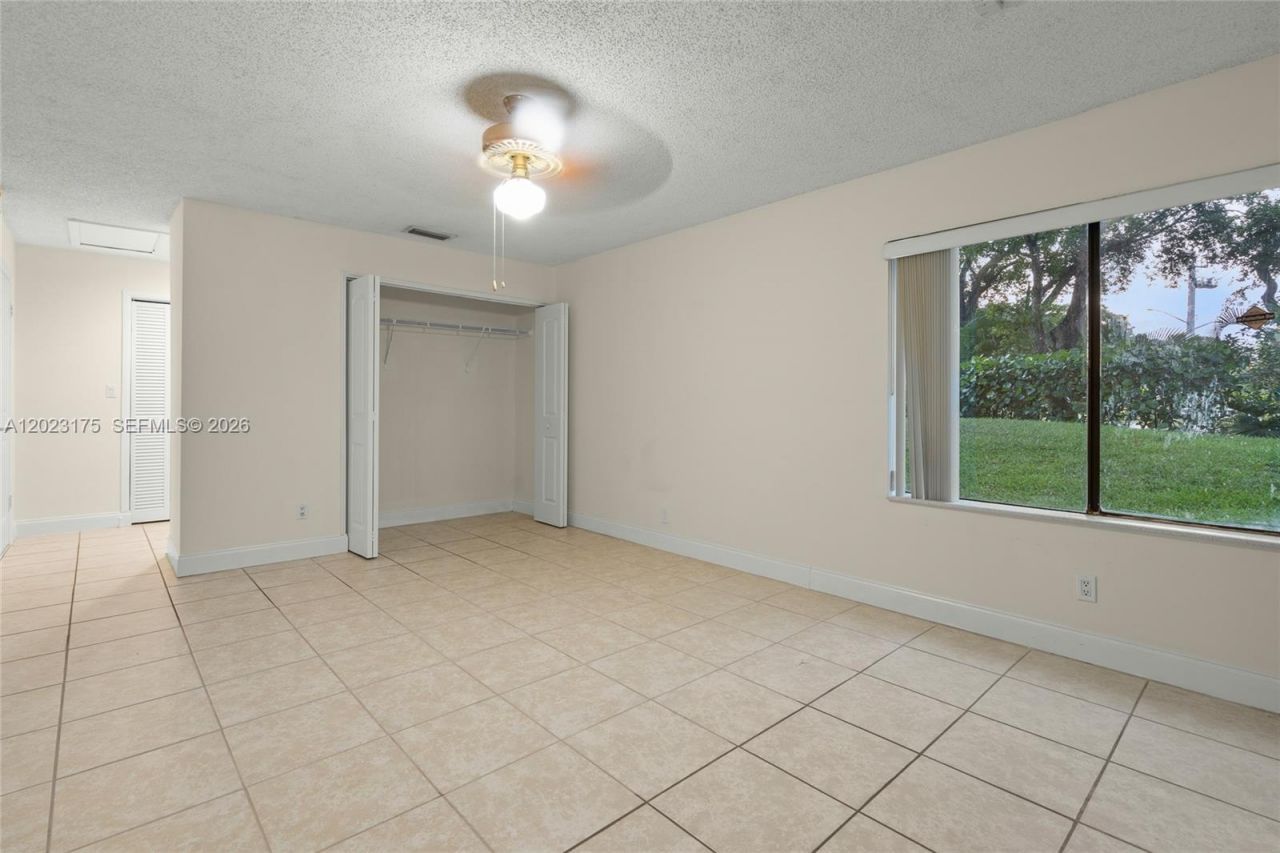 9367 SW 1st St, Unit 808, Plantation, FL 33324 Photo