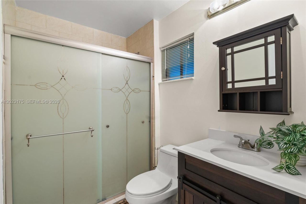 9367 SW 1st St, Unit 808, Plantation, FL 33324 Photo