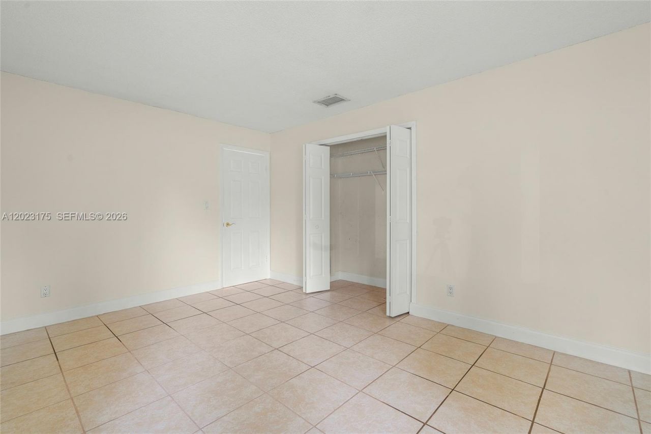9367 SW 1st St, Unit 808, Plantation, FL 33324 Photo