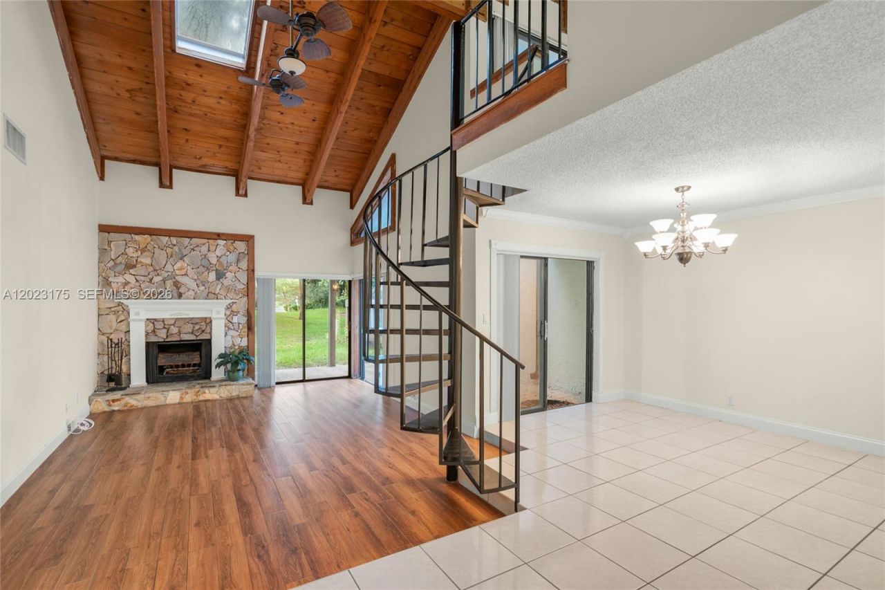 9367 SW 1st St, Unit 808, Plantation, FL 33324 Photo