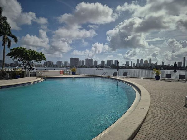 16565 NE 26th Ave , Unit 2E, North Miami Beach, FL 33160