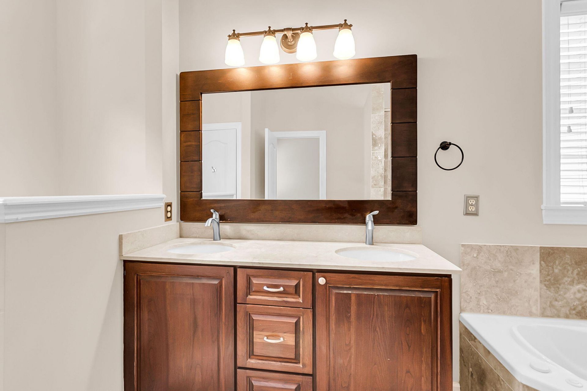 2629 Coral Vine Court Photo 40