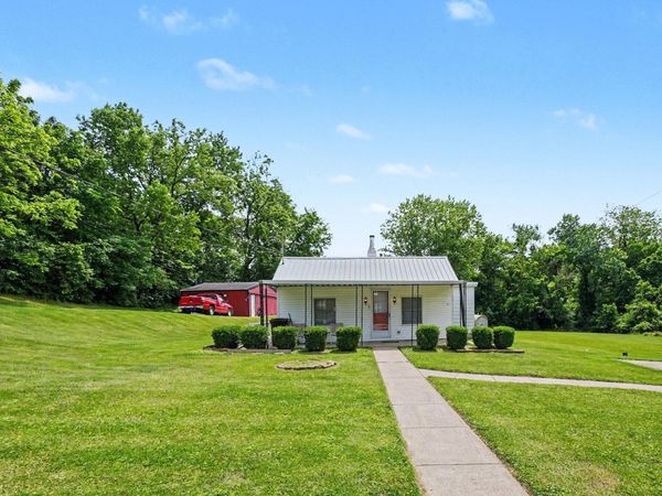 1026 Edwards Road, Elsmere, KY 41018