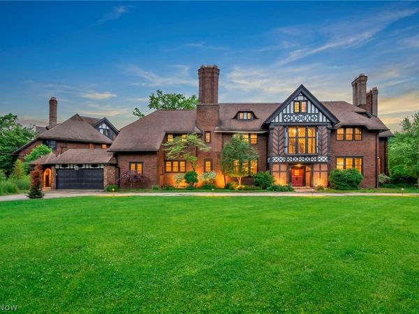 16310 S Woodland Road , Shaker Heights, OH 44120